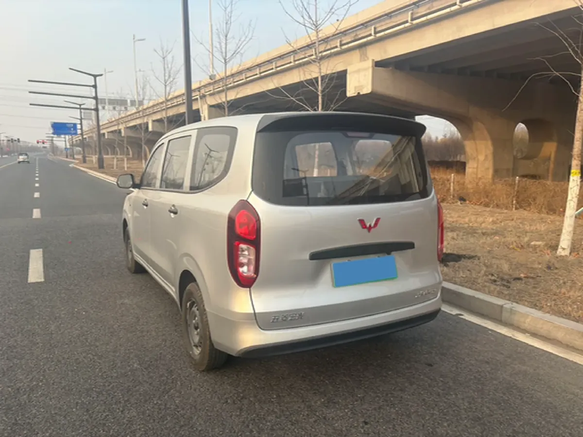 2024 WuLing HongGuang New Energy BEV 32.6KWH,autocango,china used car exporter,china ev exporter,chinese used car exporter,chinese used ev exporter