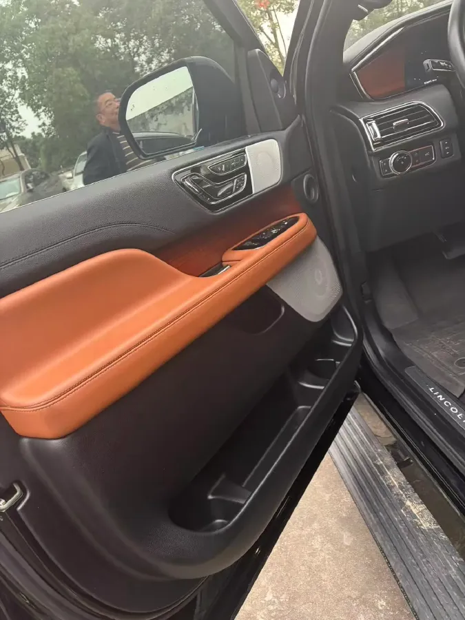 2020 Lincoln Navigator 3.5T 388HP V6 10AT,autocango,china used car exporter,china ev exporter,chinese used car exporter,chinese used ev exporter