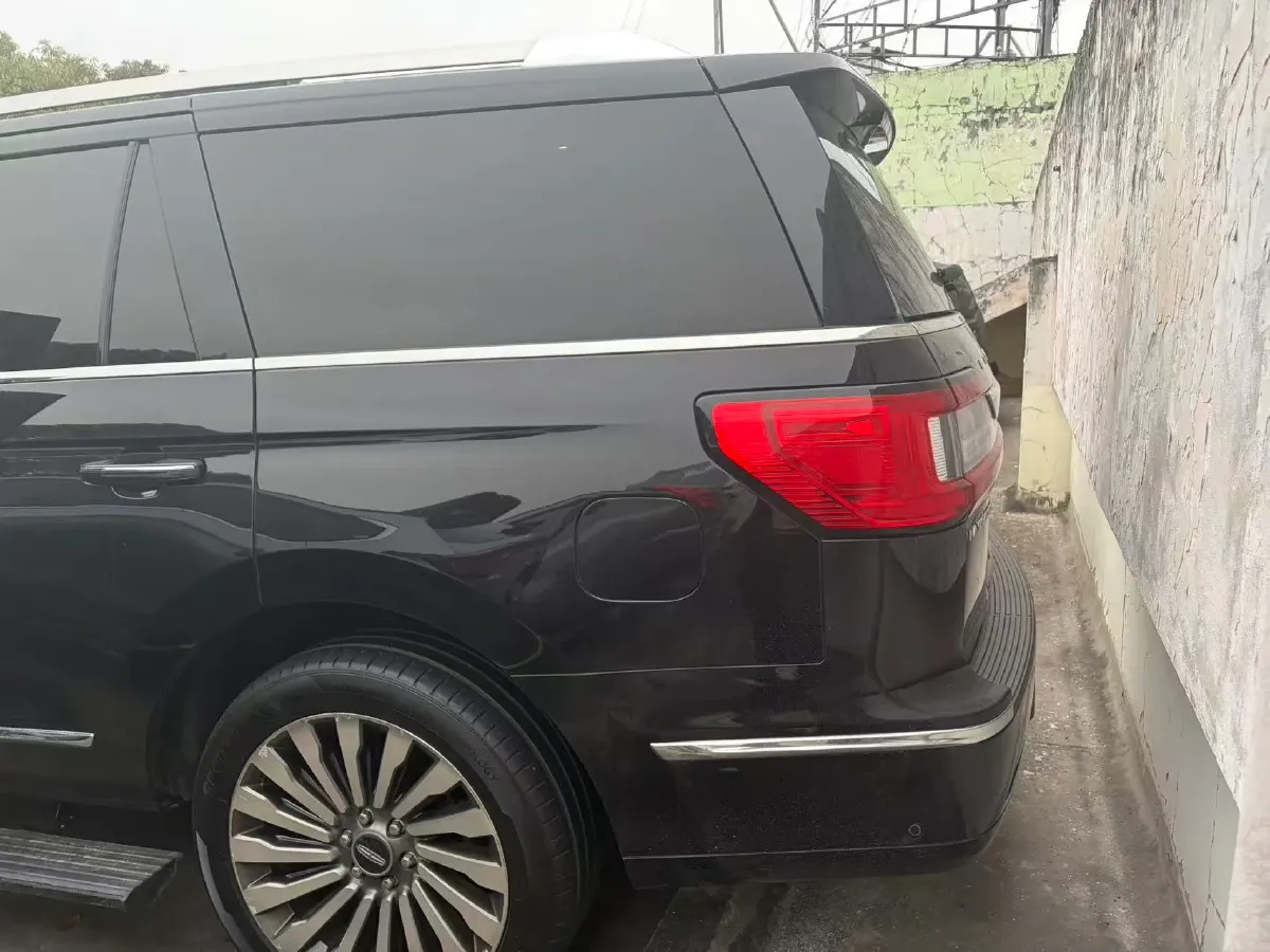 2020 Lincoln Navigator 3.5T 388HP V6 10AT,autocango,china used car exporter,china ev exporter,chinese used car exporter,chinese used ev exporter