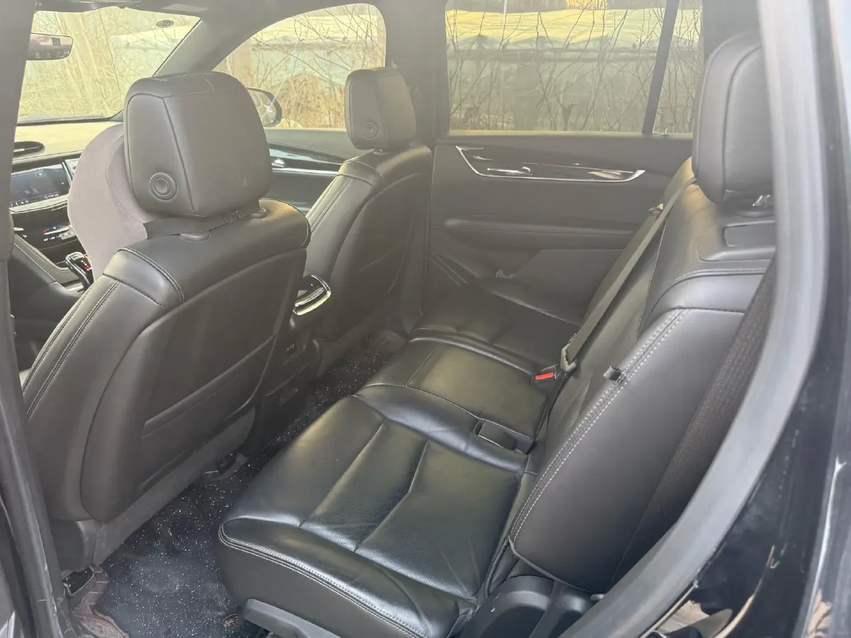 2020 Cadillac XT6 2.0T 241HP L4 9AT,autocango,china used car exporter,china ev exporter,chinese used car exporter,chinese used ev exporter