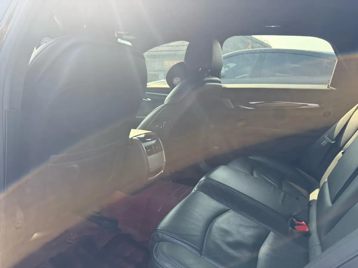 2024 Audi A6L 2.0T 245HP L4 7DCT,autocango,china used car exporter,china ev exporter,chinese used car exporter,chinese used ev exporter