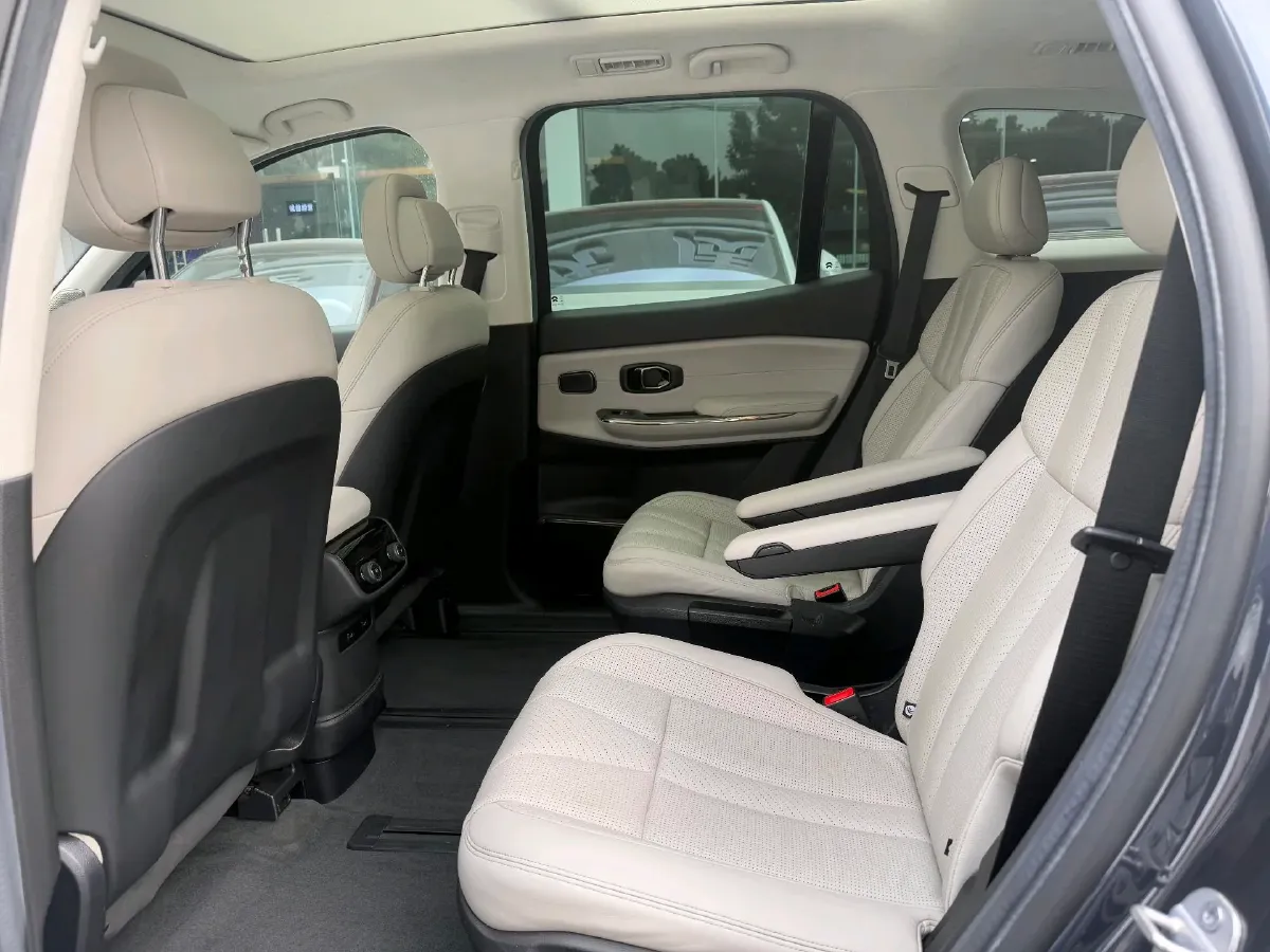 2020 NIO ES8 BEV 70KWH,autocango,china used car exporter,china ev exporter,chinese used car exporter,chinese used ev exporter