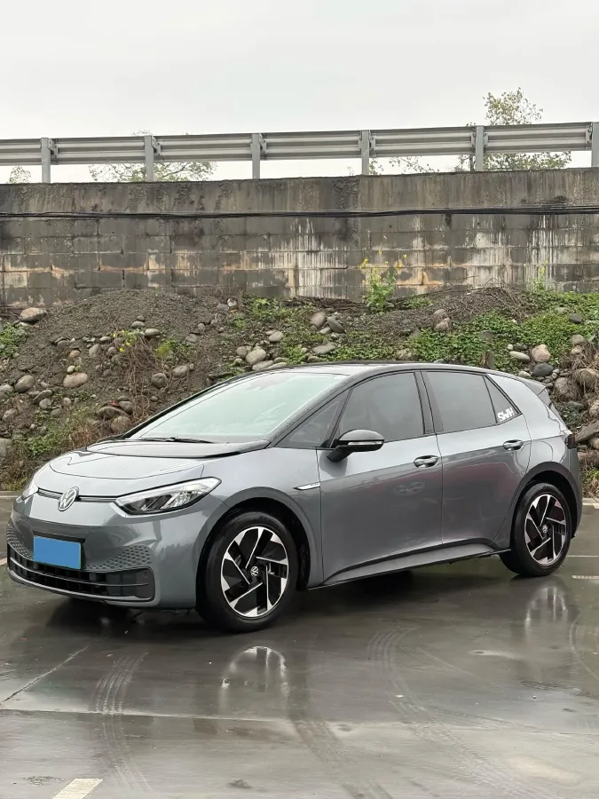 2023 Volkswagen ID.3 BEV 52.8KWH,autocango,china used car exporter,china ev exporter,chinese used car exporter,chinese used ev exporter