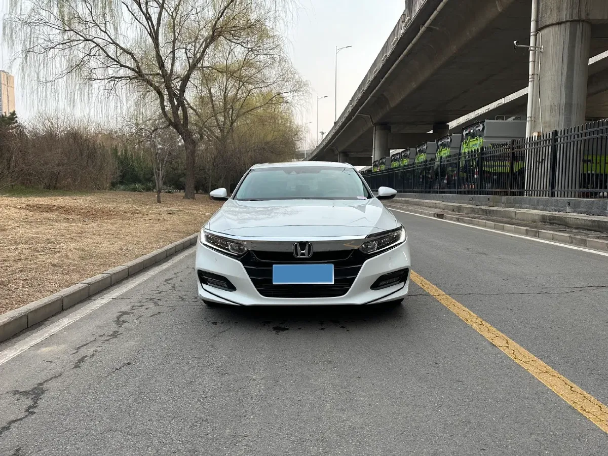 2021 Honda Accord 1.5T 194HP L4 CVT,autocango,china used car exporter,china ev exporter,chinese used car exporter,chinese used ev exporter