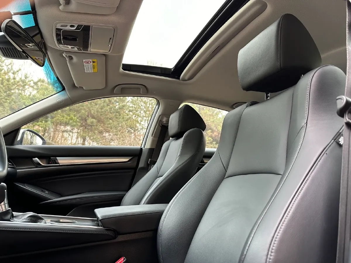 2021 Honda Accord 1.5T 194HP L4 CVT,autocango,china used car exporter,china ev exporter,chinese used car exporter,chinese used ev exporter