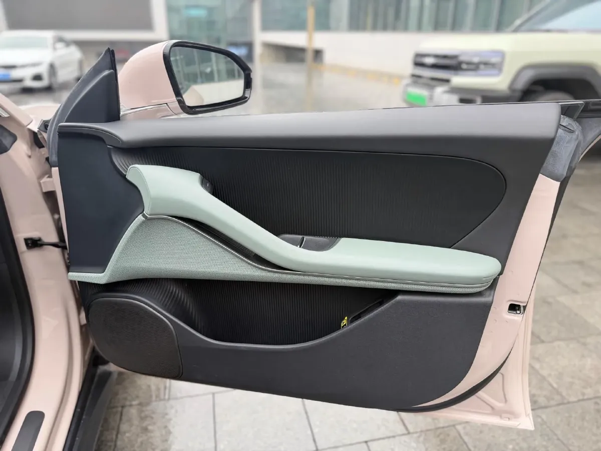 2022 JunTian HeiWuShi Youth 2.0T 203HP L4 6AT,autocango,china used car exporter,china ev exporter,chinese used car exporter,chinese used ev exporter