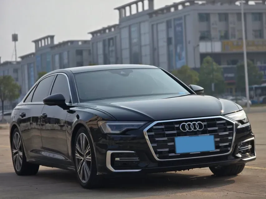 2020 Audi A6L 2.0T 190HP L4 7DCT,autocango,china used car exporter,china ev exporter,chinese used car exporter,chinese used ev exporter