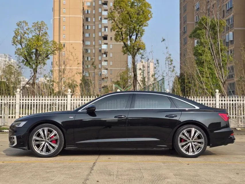 2020 Audi A6L 2.0T 190HP L4 7DCT,autocango,china used car exporter,china ev exporter,chinese used car exporter,chinese used ev exporter