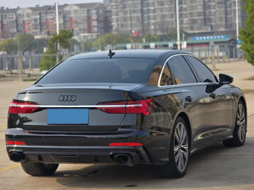2020 Audi A6L 2.0T 190HP L4 7DCT,autocango,china used car exporter,china ev exporter,chinese used car exporter,chinese used ev exporter