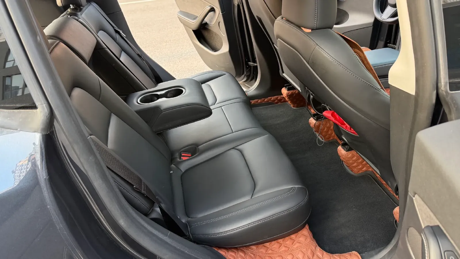 2024 Iveco OuSheng BEV 77.28KWH,autocango,china used car exporter,china ev exporter,chinese used car exporter,chinese used ev exporter