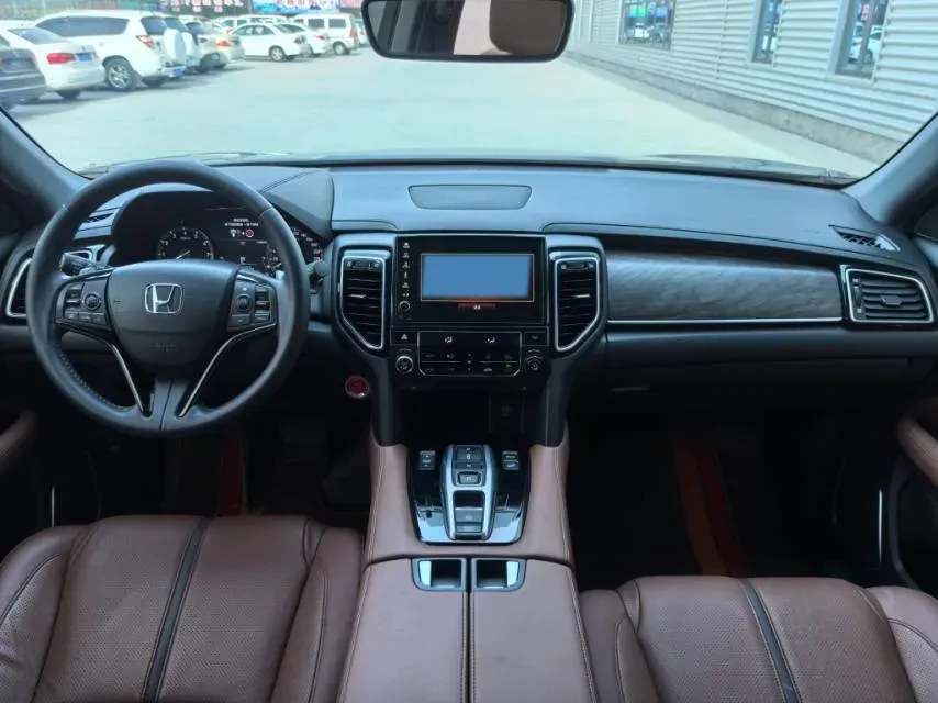 2020 Honda UR-V 2.0T 272HP L4 9AT,autocango,china used car exporter,china ev exporter,chinese used car exporter,chinese used ev exporter