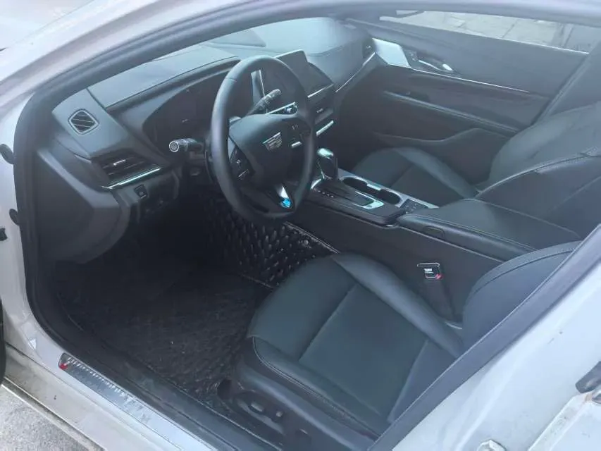 2022 Cadillac CT4 2.0T 237HP L4 8AT,autocango,china used car exporter,china ev exporter,chinese used car exporter,chinese used ev exporter