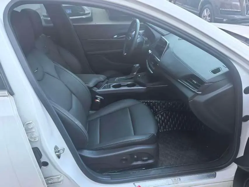2022 Cadillac CT4 2.0T 237HP L4 8AT,autocango,china used car exporter,china ev exporter,chinese used car exporter,chinese used ev exporter