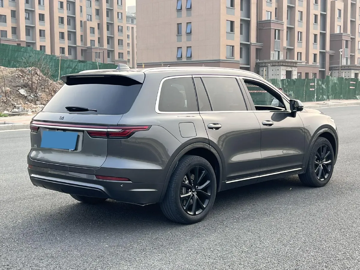 2020 Li ONE Range Extended 131HP REEV 40.5KWH,autocango,china used car exporter,china ev exporter,chinese used car exporter,chinese used ev exporter