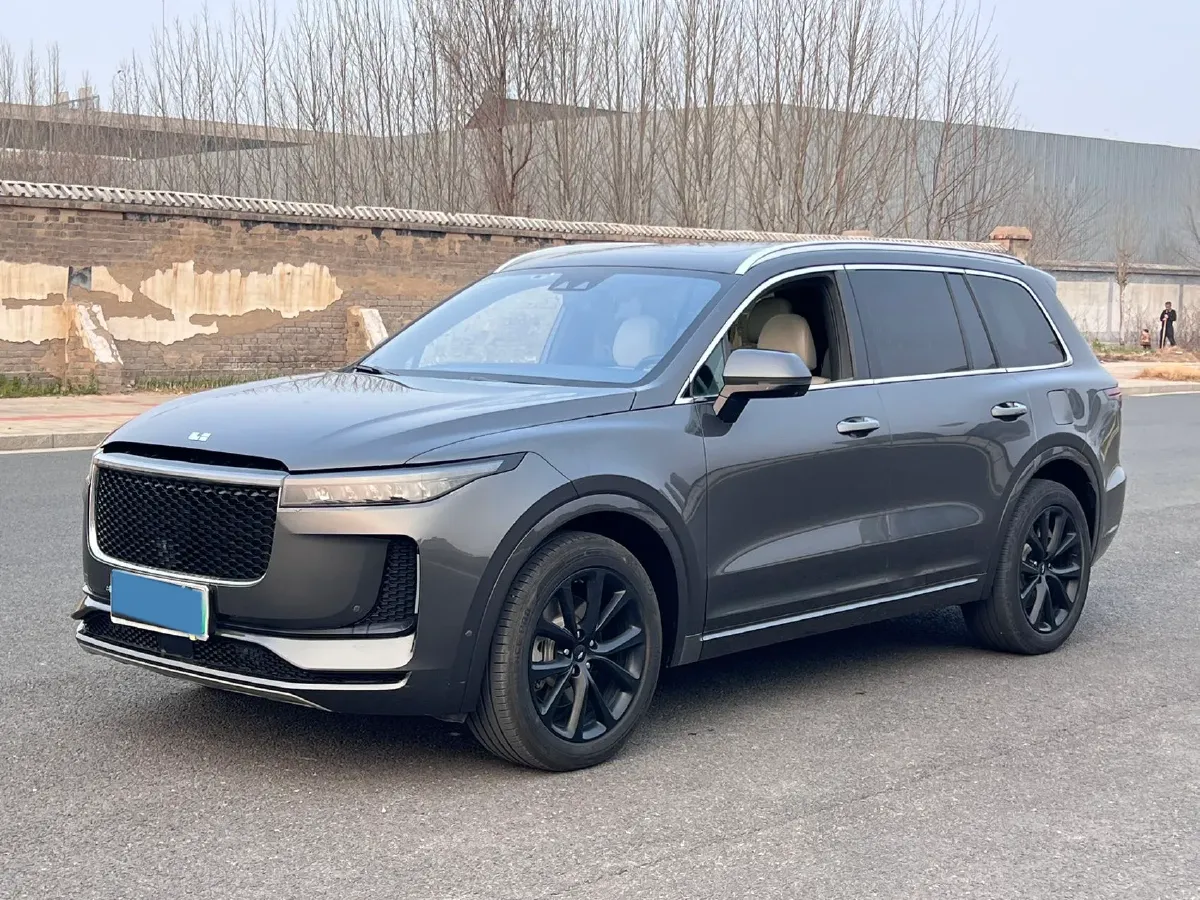 2020 Li ONE Range Extended 131HP REEV 40.5KWH,autocango,china used car exporter,china ev exporter,chinese used car exporter,chinese used ev exporter