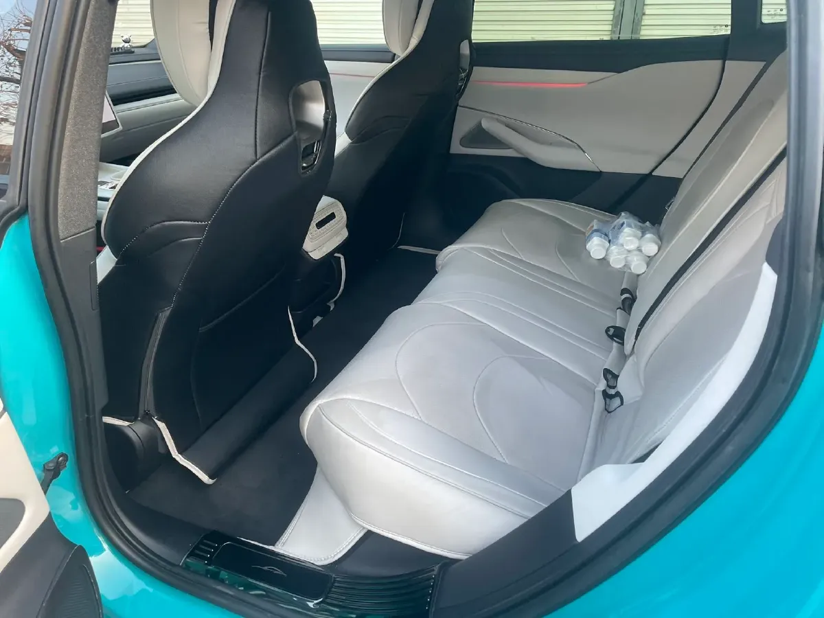 2024 MI SU7 BEV 73.6KWH,autocango,china used car exporter,china ev exporter,chinese used car exporter,chinese used ev exporter