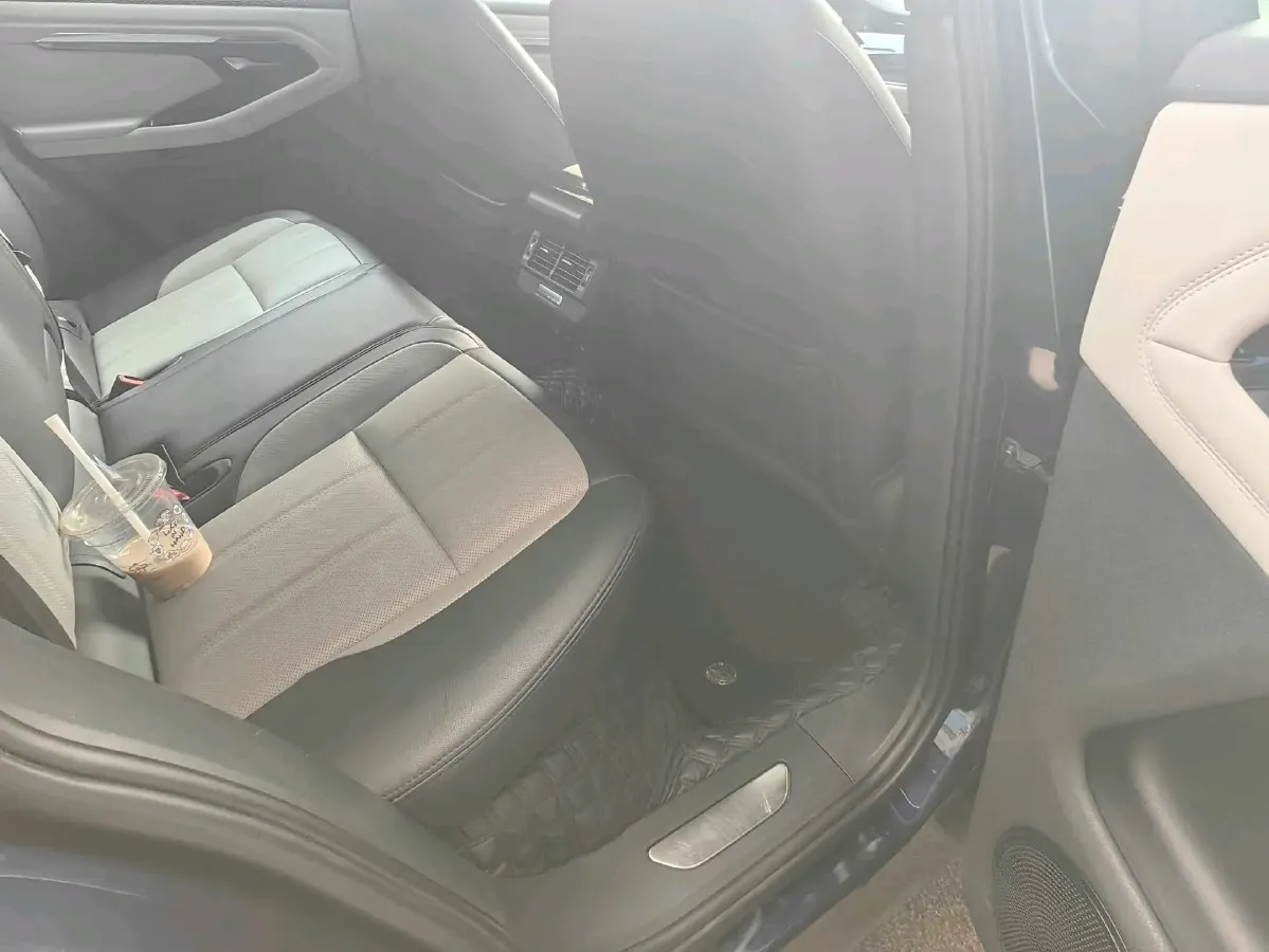 2020 Land Rover Range Rover Evoque 2.0T 249HP L4 9AT,autocango,china used car exporter,china ev exporter,chinese used car exporter,chinese used ev exporter