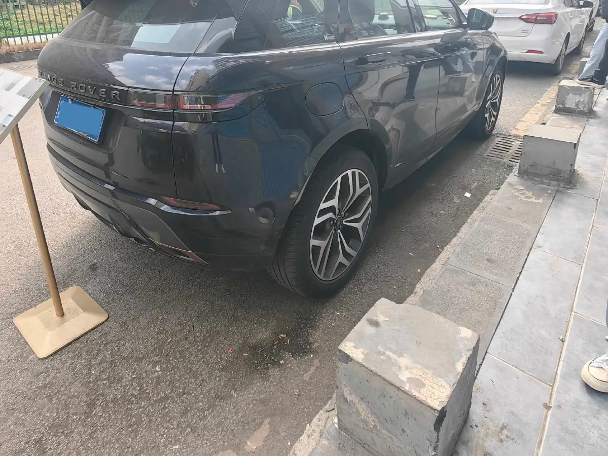 2020 Land Rover Range Rover Evoque 2.0T 249HP L4 9AT,autocango,china used car exporter,china ev exporter,chinese used car exporter,chinese used ev exporter