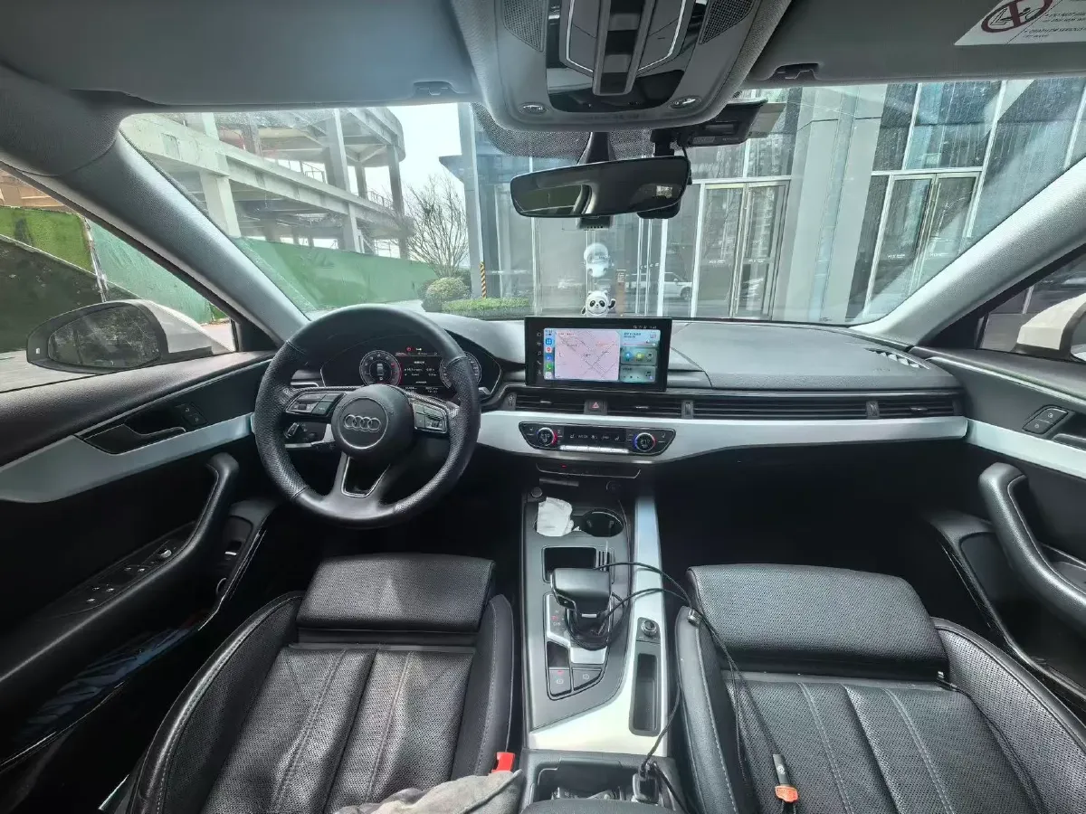 2020 Audi A4L 2.0T 190HP L4 7DCT,autocango,china used car exporter,china ev exporter,chinese used car exporter,chinese used ev exporter