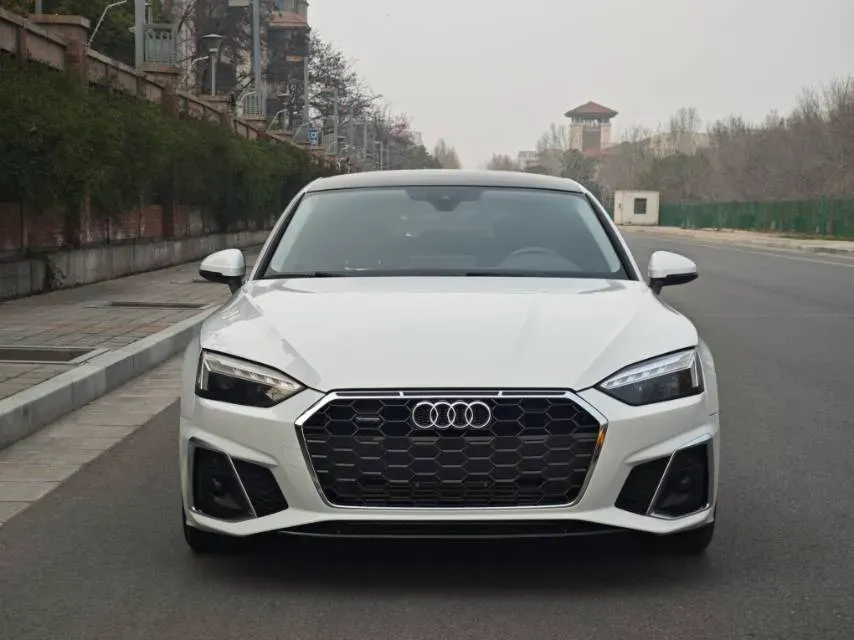 2021 Audi A5 2.0T 204HP L4 7DCT,autocango,china used car exporter,china ev exporter,chinese used car exporter,chinese used ev exporter