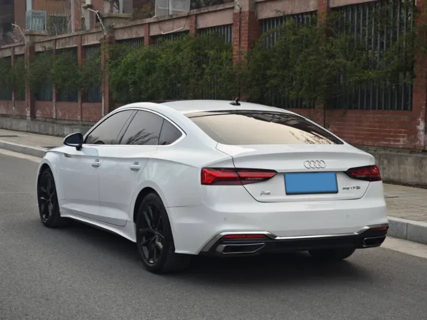 2021 Audi A5 2.0T 204HP L4 7DCT,autocango,china used car exporter,china ev exporter,chinese used car exporter,chinese used ev exporter