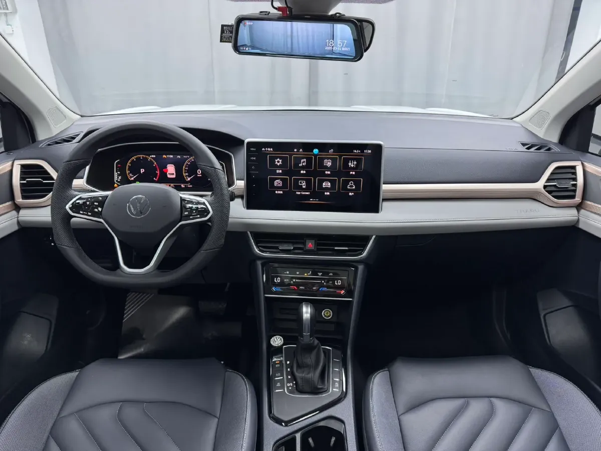 2023 Volkswagen Tharu 1.5T 160HP L4 7DCT,autocango,china used car exporter,china ev exporter,chinese used car exporter,chinese used ev exporter