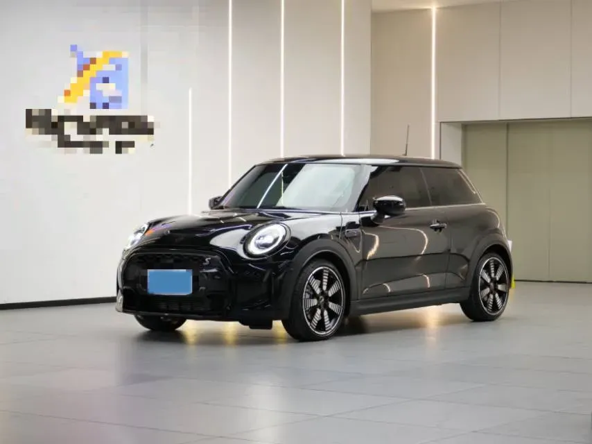 2023 MINI MINI 2.0T 178HP L4 7DCT,autocango,china used car exporter,china ev exporter,chinese used car exporter,chinese used ev exporter
