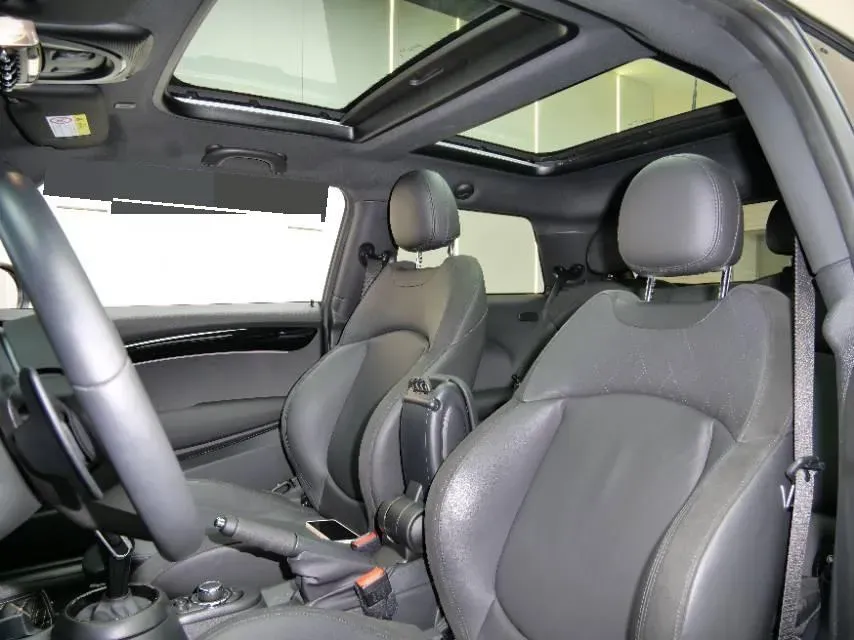 2023 MINI MINI 2.0T 178HP L4 7DCT,autocango,china used car exporter,china ev exporter,chinese used car exporter,chinese used ev exporter