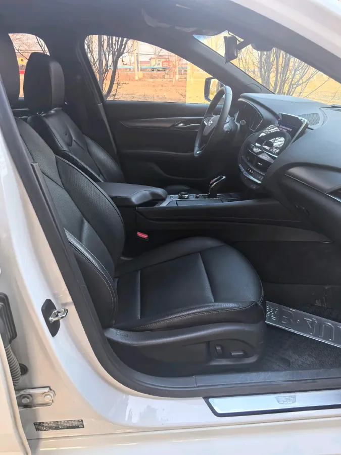 2022 Cadillac CT5 2.0T 237HP L4 10AT,autocango,china used car exporter,china ev exporter,chinese used car exporter,chinese used ev exporter