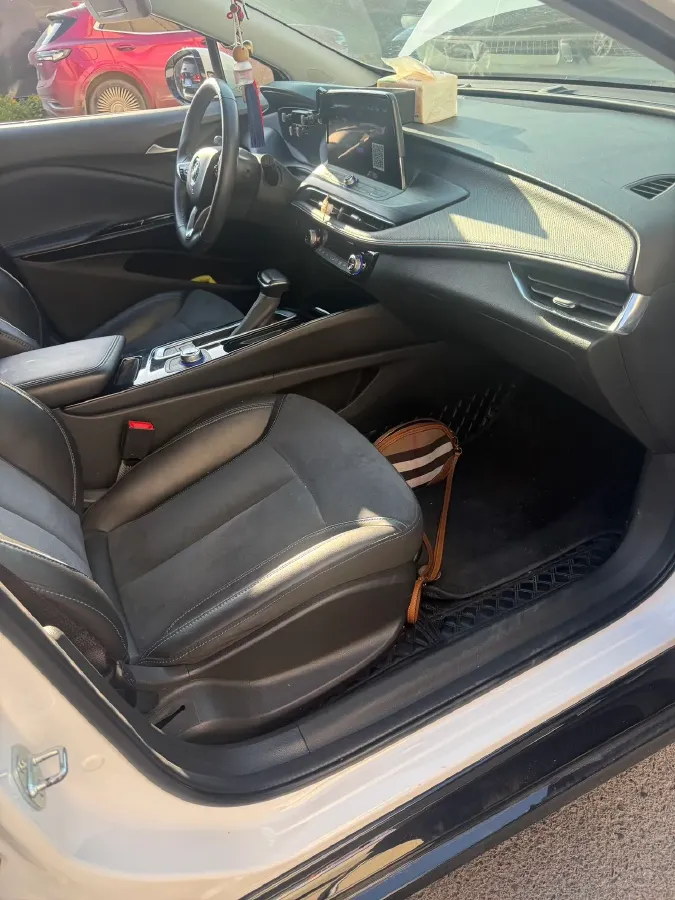 2022 Buick Envista 1.5T 184HP L4 CVT,autocango,china used car exporter,china ev exporter,chinese used car exporter,chinese used ev exporter