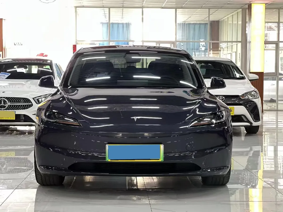 2025 Tesla Model 3 BEV 62.5KWH,autocango,china used car exporter,china ev exporter,chinese used car exporter,chinese used ev exporter
