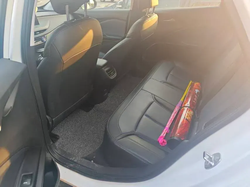 2024 Buick Velite 6 BEV 50.3KWH,autocango,china used car exporter,china ev exporter,chinese used car exporter,chinese used ev exporter