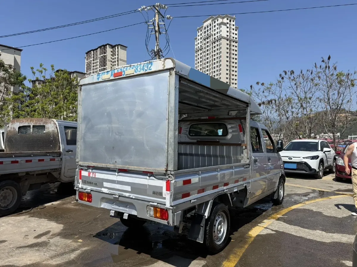 2020 WuLing RongGuang Mini Truck 1.5L 99HP L4 5MT,autocango,china used car exporter,china ev exporter,chinese used car exporter,chinese used ev exporter