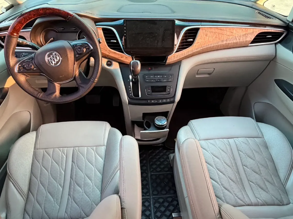 2018 Buick GL8 2.0T 260HP L4 6AT,autocango,china used car exporter,china ev exporter,chinese used car exporter,chinese used ev exporter