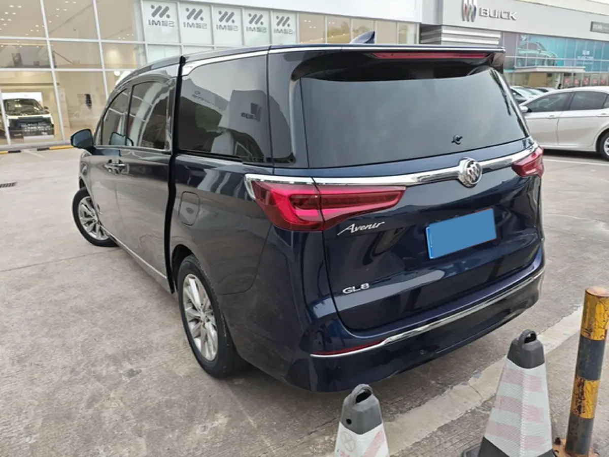 2021 Buick GL8 2.0T 237HP L4 9AT,autocango,china used car exporter,china ev exporter,chinese used car exporter,chinese used ev exporter