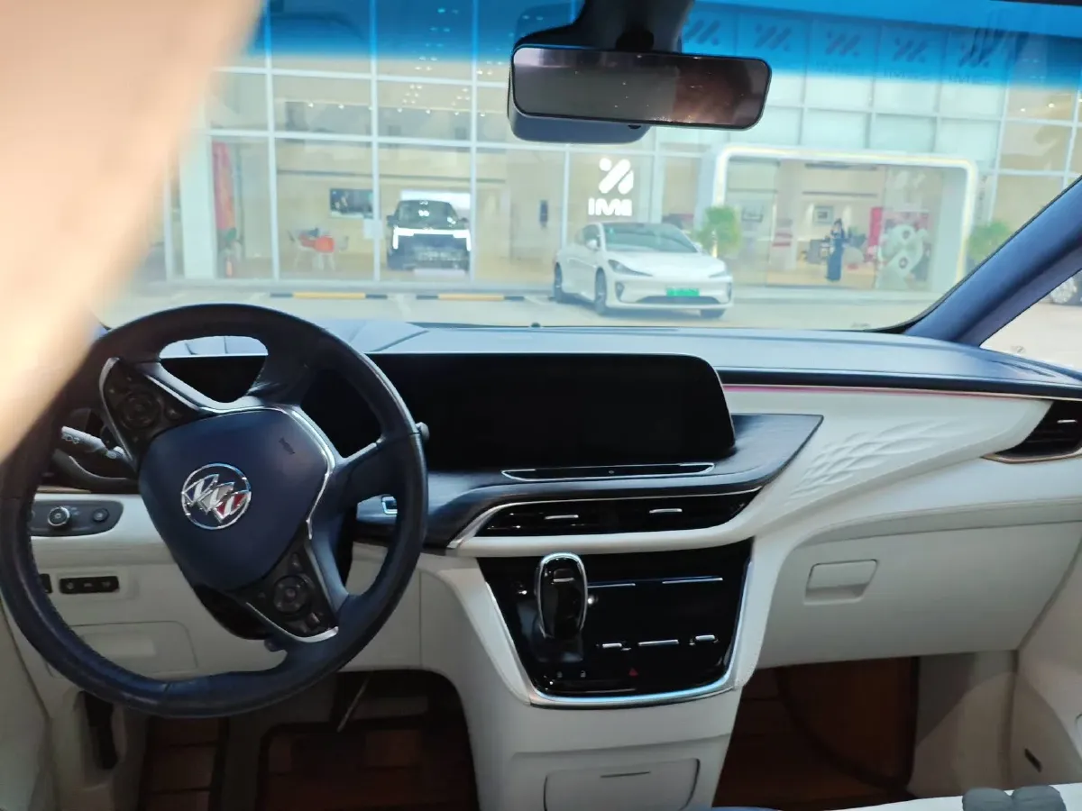 2021 Buick GL8 2.0T 237HP L4 9AT,autocango,china used car exporter,china ev exporter,chinese used car exporter,chinese used ev exporter