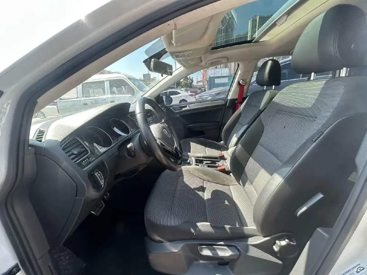 2019 Brilliance Auto V7 1.8T 231HP L4 7DCT,autocango,china used car exporter,china ev exporter,chinese used car exporter,chinese used ev exporter