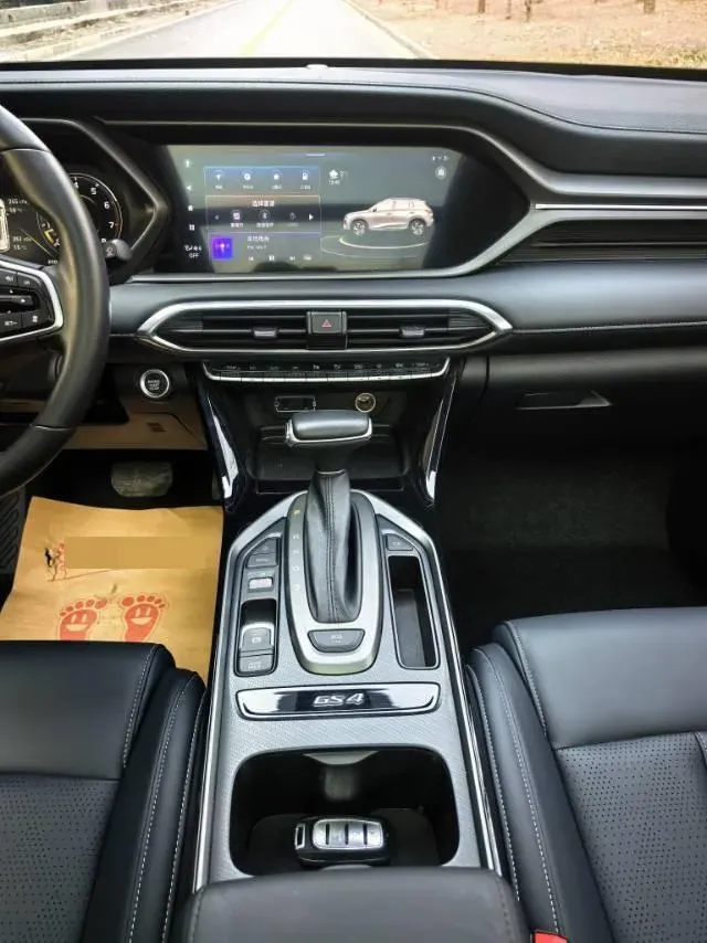 2021 GAC Trumpchi GS4 1.5T 169HP L4 6AT,autocango,china used car exporter,china ev exporter,chinese used car exporter,chinese used ev exporter