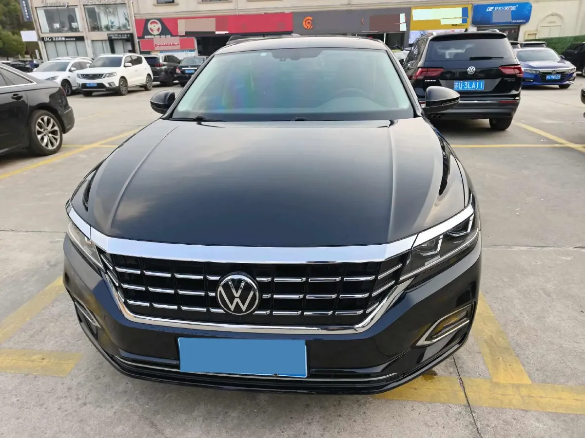2020 Volkswagen Passat 2.0T 186HP L4 7DCT,autocango,china used car exporter,china ev exporter,chinese used car exporter,chinese used ev exporter