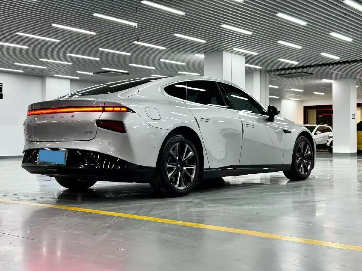 2021 Xpeng P7 BEV 60.2KWH,autocango,china used car exporter,china ev exporter,chinese used car exporter,chinese used ev exporter