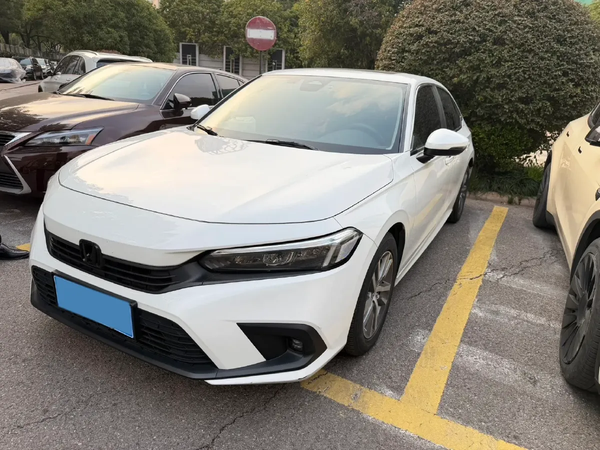 2022 Honda Civic 1.5T 182HP L4 CVT,autocango,china used car exporter,china ev exporter,chinese used car exporter,chinese used ev exporter