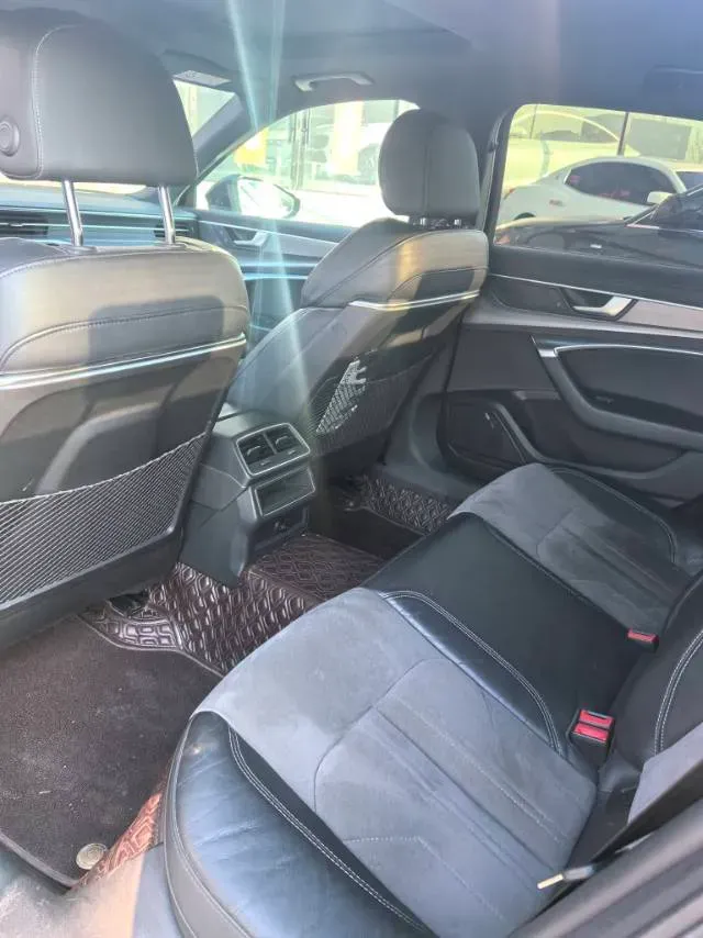 2020 Audi A6L 2.0T 190HP L4 7DCT,autocango,china used car exporter,china ev exporter,chinese used car exporter,chinese used ev exporter