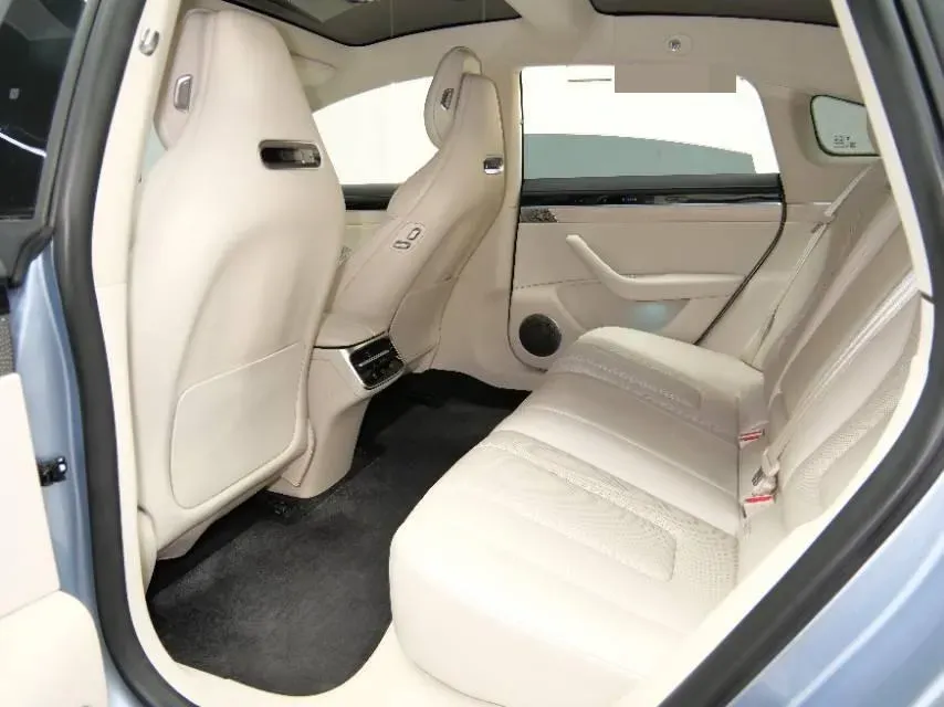 2024 Luxeed S7 BEV 100KWH,autocango,china used car exporter,china ev exporter,chinese used car exporter,chinese used ev exporter