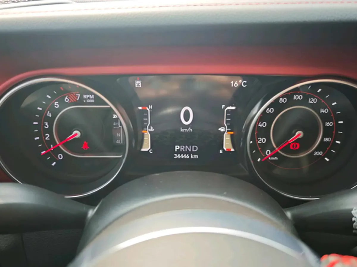 2021 Jeep Wrangler 2.0T 266HP L4 8AT,autocango,china used car exporter,china ev exporter,chinese used car exporter,chinese used ev exporter