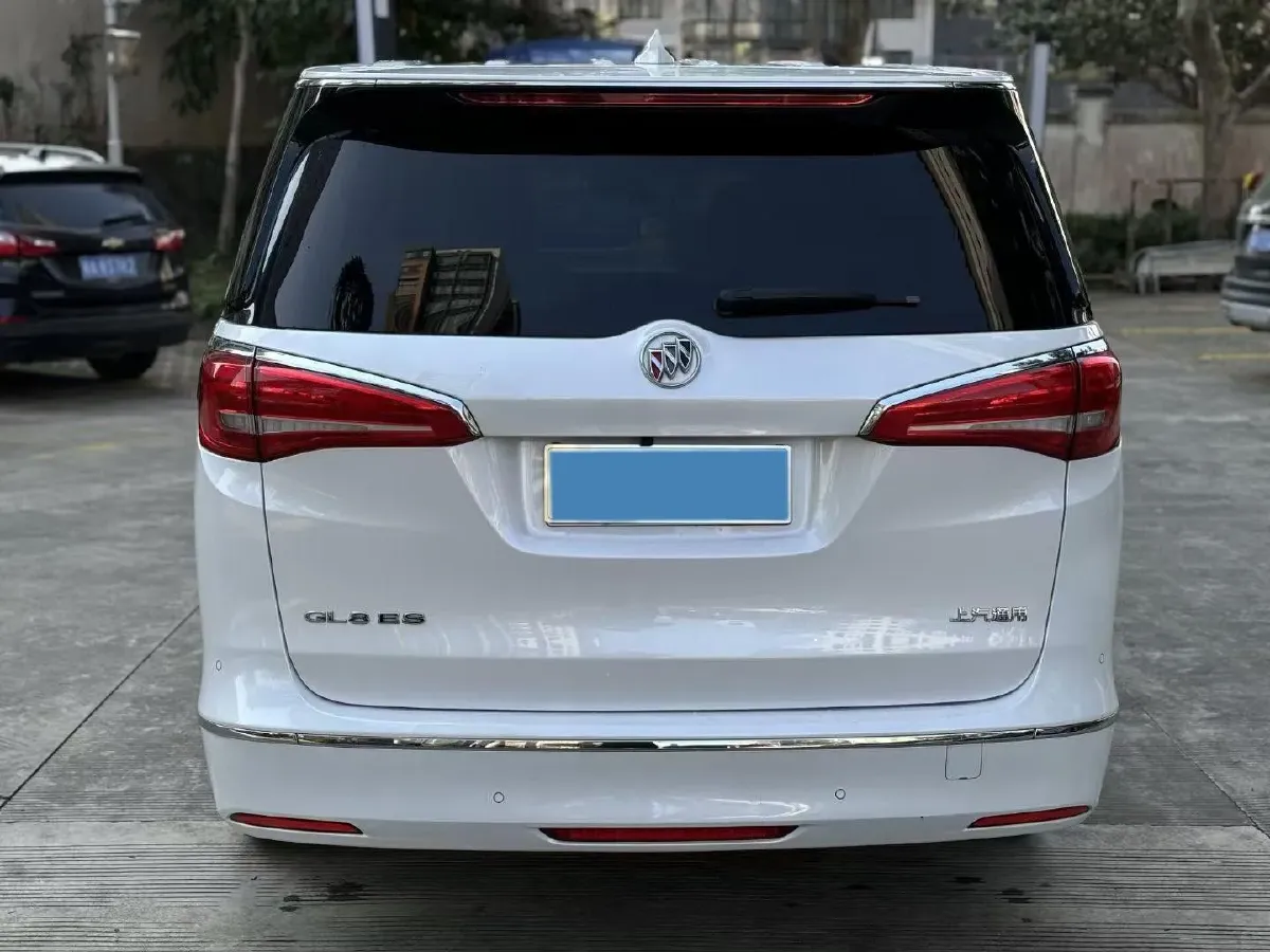 2018 Buick GL8 2.0T 260HP L4 6AT,autocango,china used car exporter,china ev exporter,chinese used car exporter,chinese used ev exporter