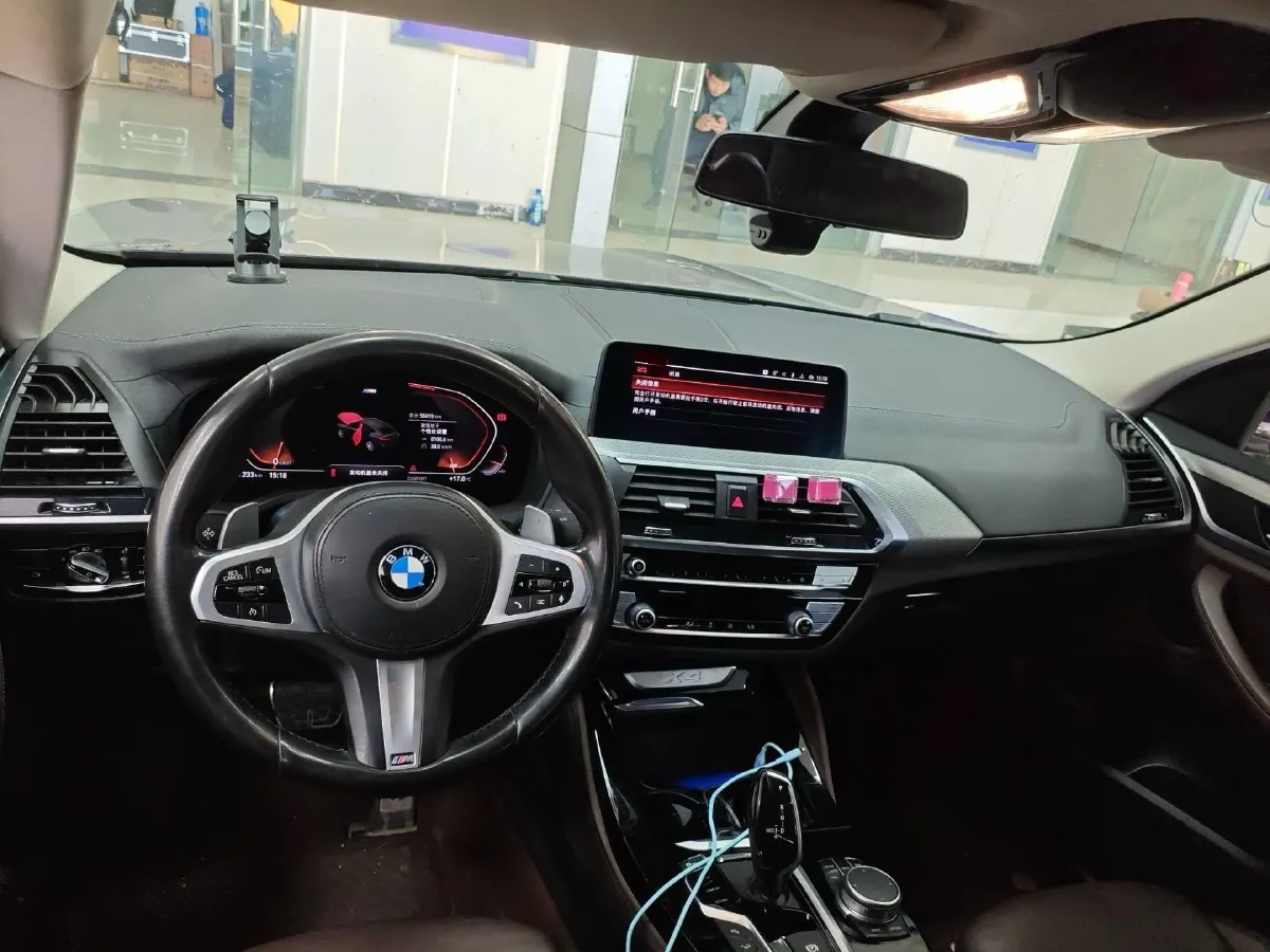 2021 BMW X4 2.0T 184HP L4 8AT,autocango,china used car exporter,china ev exporter,chinese used car exporter,chinese used ev exporter