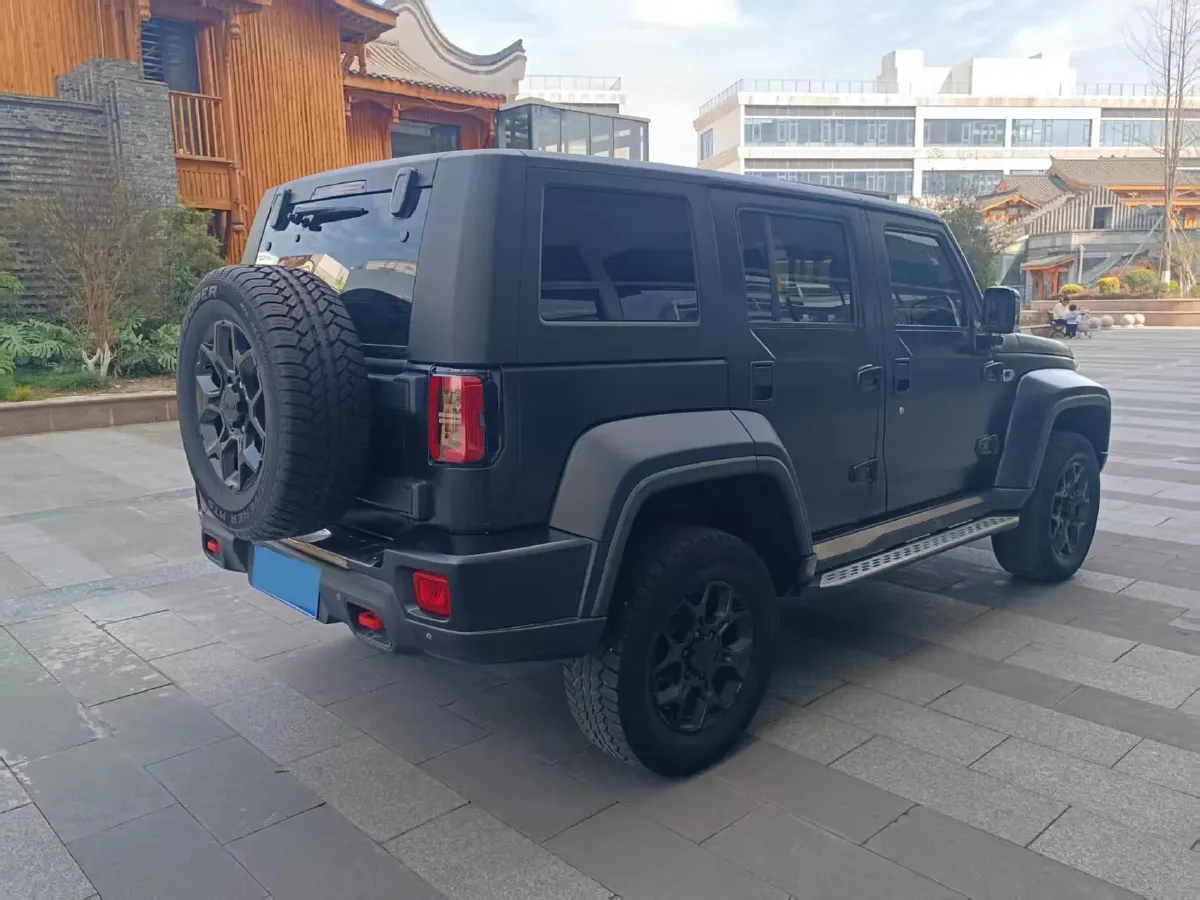 2021 Beijing BJ40 2.0T 163HP L4 8AT,autocango,china used car exporter,china ev exporter,chinese used car exporter,chinese used ev exporter
