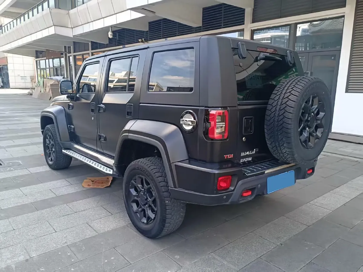 2021 Beijing BJ40 2.0T 163HP L4 8AT,autocango,china used car exporter,china ev exporter,chinese used car exporter,chinese used ev exporter