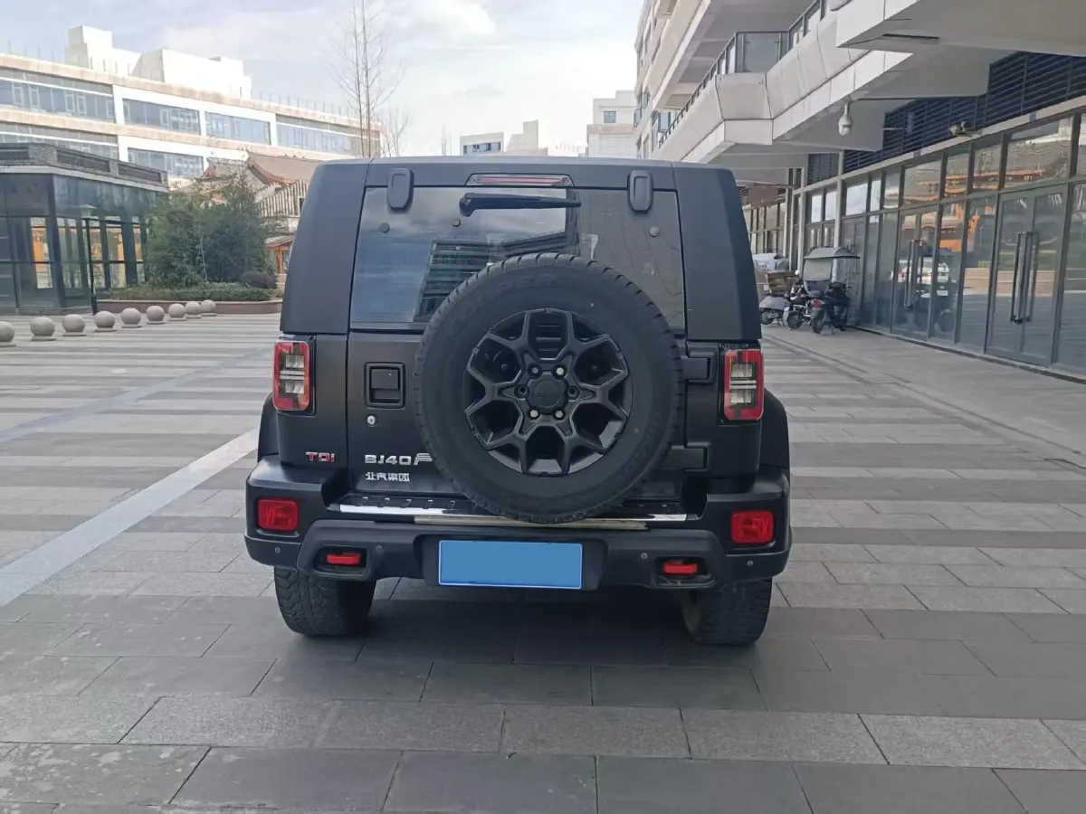 2021 Beijing BJ40 2.0T 163HP L4 8AT,autocango,china used car exporter,china ev exporter,chinese used car exporter,chinese used ev exporter