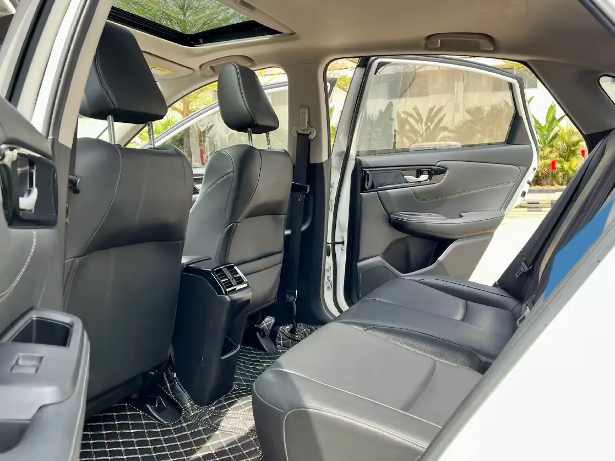 2019 Honda Envix 1.0T 122HP L3 CVT,autocango,china used car exporter,china ev exporter,chinese used car exporter,chinese used ev exporter